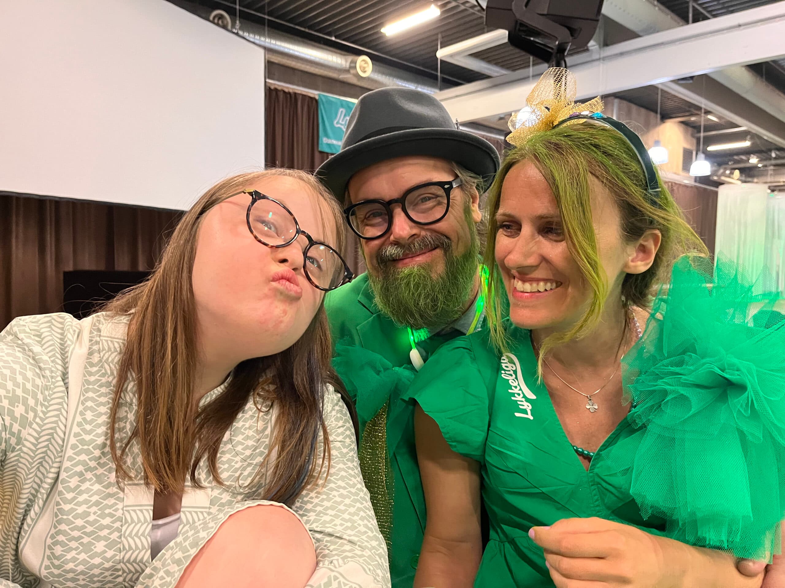 Kaya, Mikael og Charlotte til LykkeCup